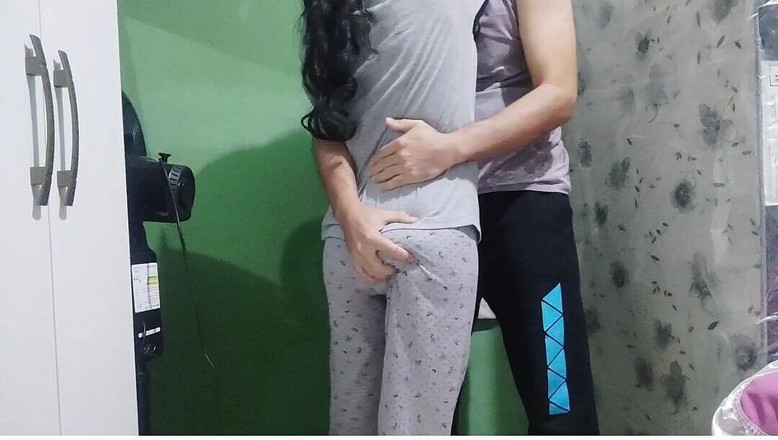 Xhacamisinha: Sticker i halsen på den heta nya!