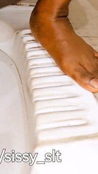 Sissy Pissing Slave