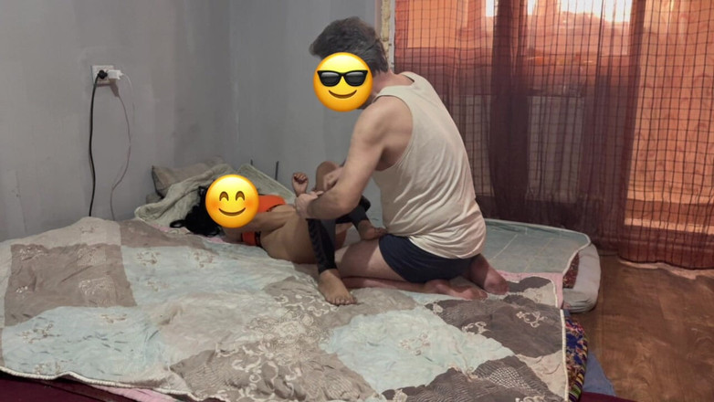 Roben: Ich habe meine schöne nachbarin mit sex glücklich gemacht