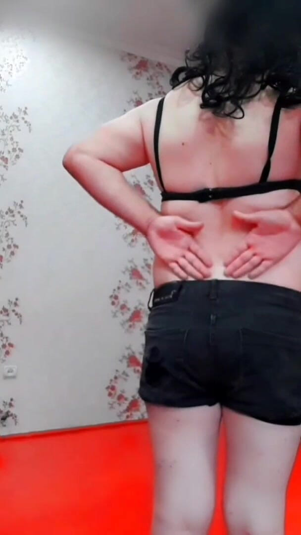 Kitty_Cross: Szczupła ladyboy cute domowej roboty tancerka