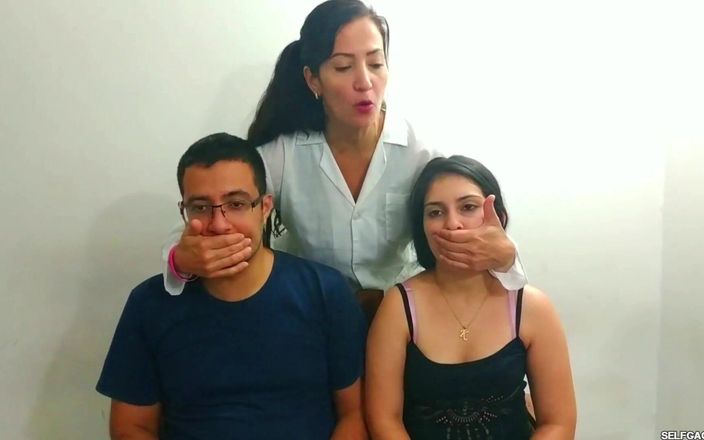 Selfgags Latina Bondage: Thérapie de la main sur la bouche et du ruban...