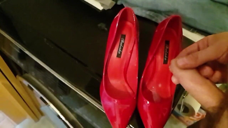 Milosbroz: Red high heel my gf cum