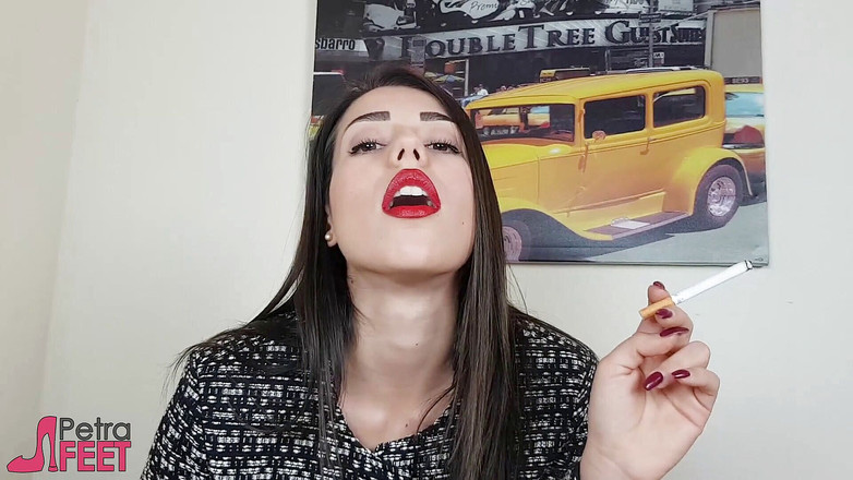 Smokin Fetish: 이탈리아 미녀 따먹기