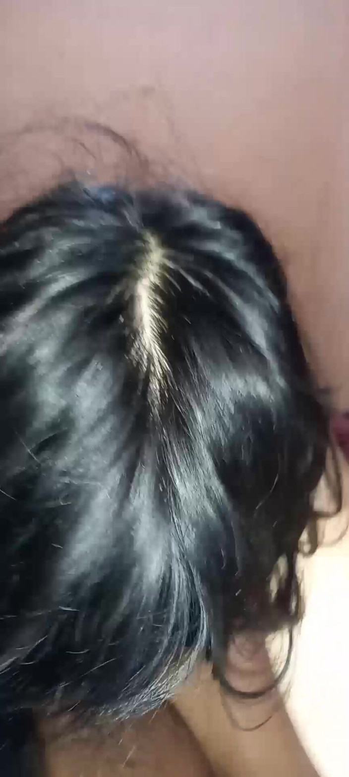 El jefe 2750: 美丽的阿根廷女孩口中含奶，激烈性爱