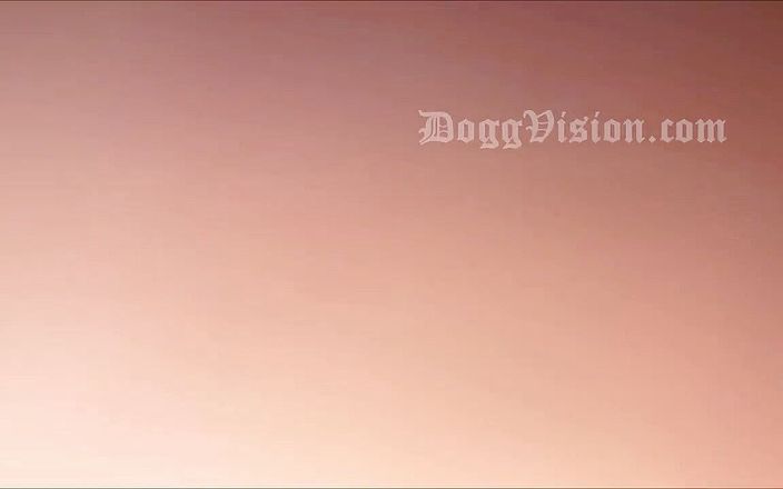 DoggVision: Meerdere anale orgasmes voor vriendin met grote reet