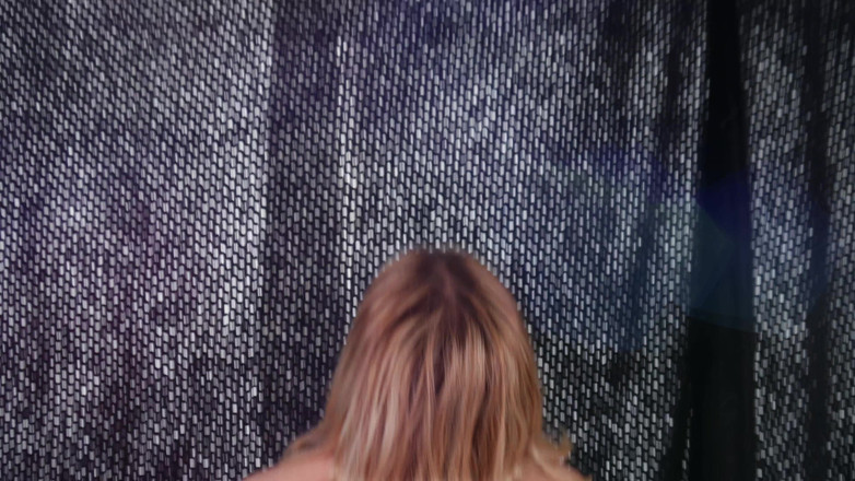 JessieHH: 女孩街头赛车终于被抓到！4k