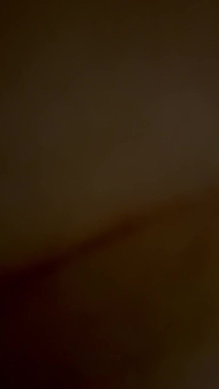 Moistly Innocent: Neobřezaný pták a tlustý zadek
