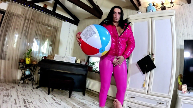 MilfyCalla: Fetish telur bawah bala pantai MILF merah jambu dominan. Deepthroat,...