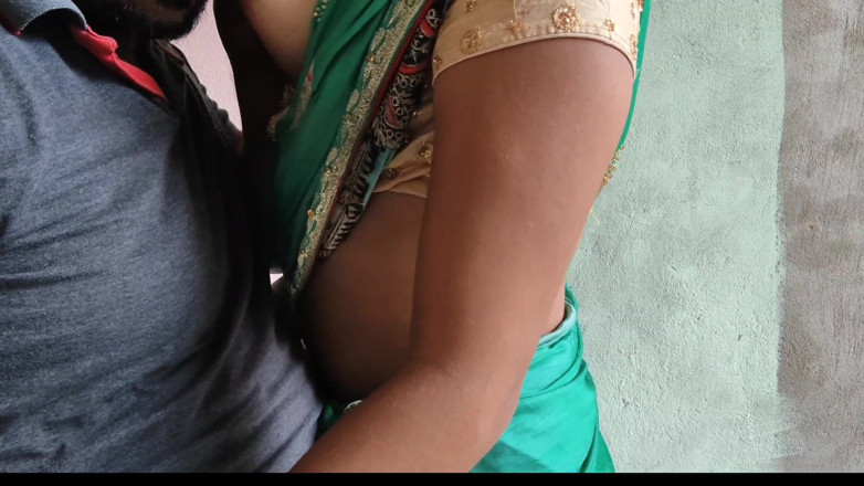 biharisonam: Stepsister-in-law Was Wearing a Saree and Was Wearing a Broom...