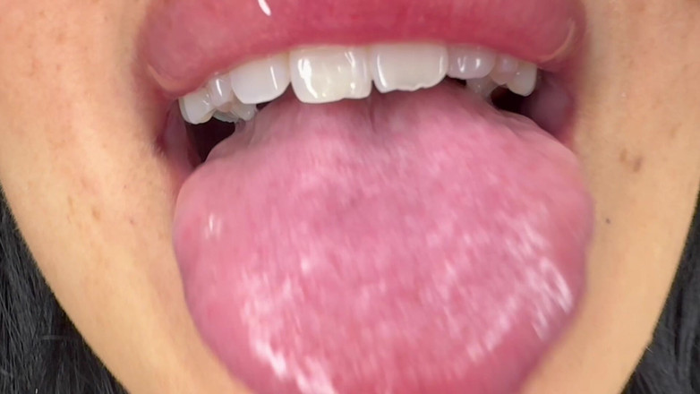 Asmr_mouth: Giantess cho bạn thấy sân chơi của bạn