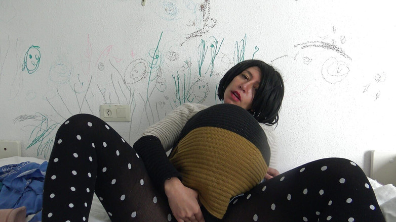 Stepmom Susan: 9 měsíců těhotná sexy manželka prosí o ptáky