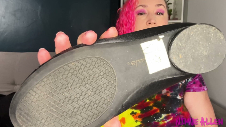 Nimue Allen: Lamber meus sapatos imundos do festival limpos