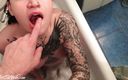 Tattoo Slutwife: İtaatkar bebek şehvetli gırtlağına kadar yarak üvey erkek kardeş - yüze boşalma