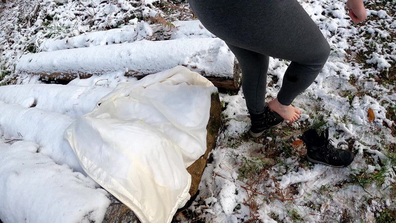 Bouncy Tits Action: Completely Naked in the Snow - Beating Her Vagina