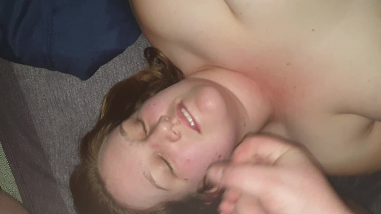 BBW Beth: BBW 베스 딜도 섹스와 얼굴 사정
