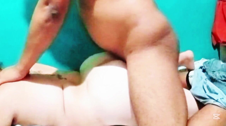 Sofixxx: Baldızımın çok güzel beyaz bir götü var, domaltarak verirdim