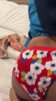 Teen hư hỏng đít nâu ngoại tình & cưỡi con cu to