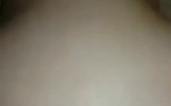 Real homemade BBW BBC porn: 大黑深快速肛门冲击弯腰呻吟高潮