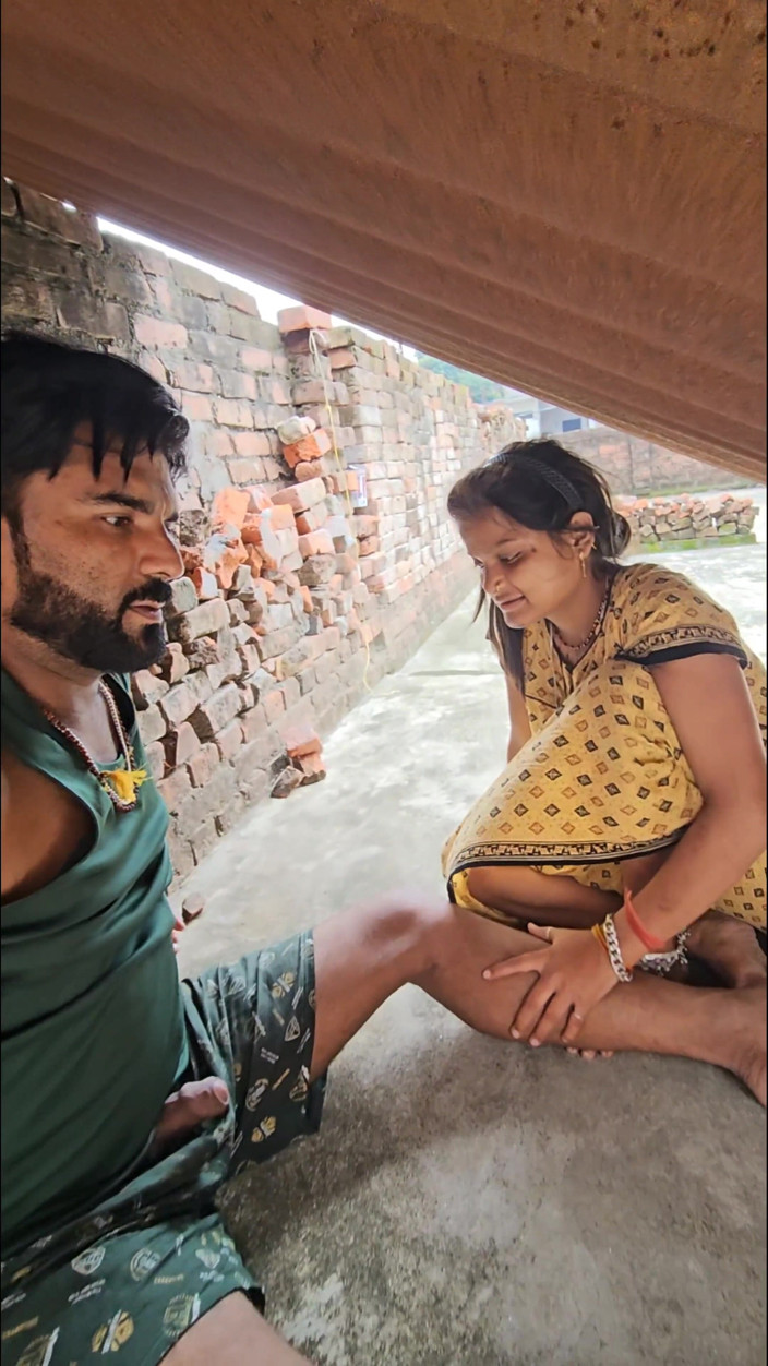 Aalox: Indian New Desi Hot Village Girl Sex in Home