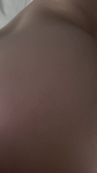 Hijastra tuvo un mal sueño y ahora necesita la polla de su padrastro