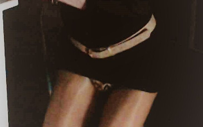 Dwt_Stella: Amatérská masturbace tranny