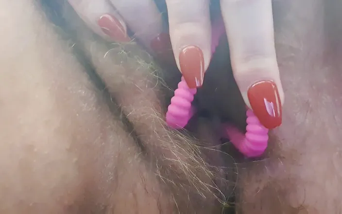 SWEET BIG BEAUTY: BBW Plays with Pussy Then Fucks Herself in The Ass