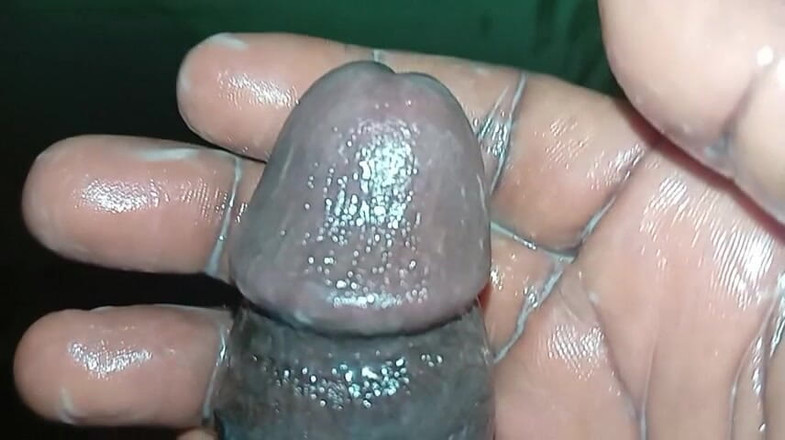 Badman4606: Vrea o pulă neagră drăguță.