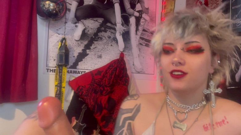Glitterqueen1999: Fick meinen lippenstift von stiefbrust