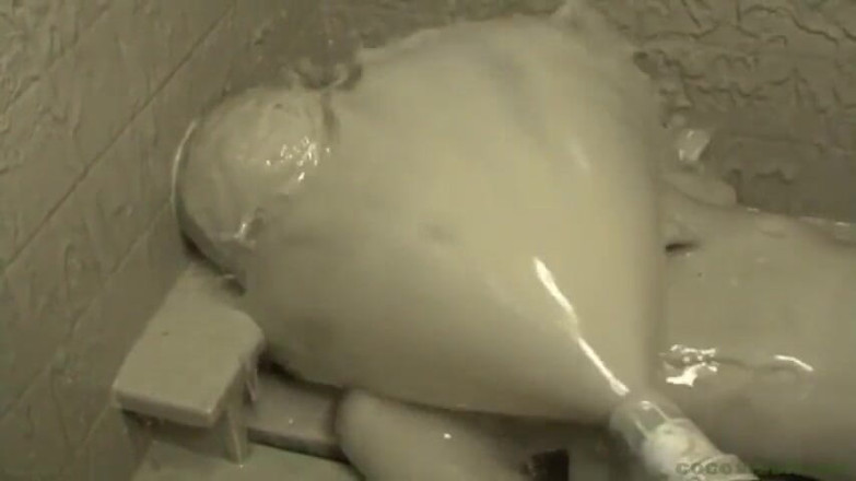 Cocoa Soft: Mud shower 05
