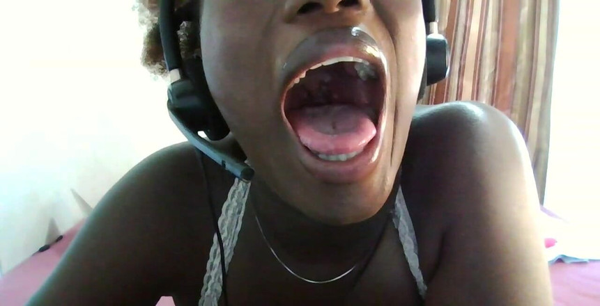 Mastermeat1 Solamente: Kiedy otwieram szeroko, widzisz plamę spermy?