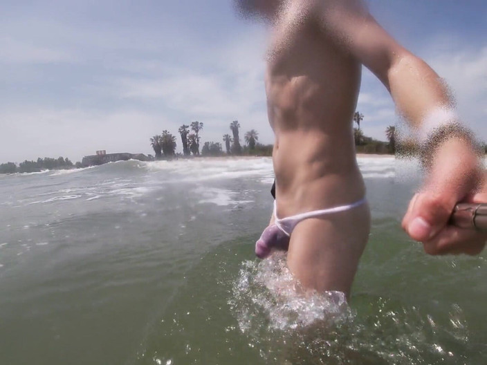 Cool Body: Seksi bir yarağım var ve insanların bilmeniz gerektiğini düşünüyorum, bu...