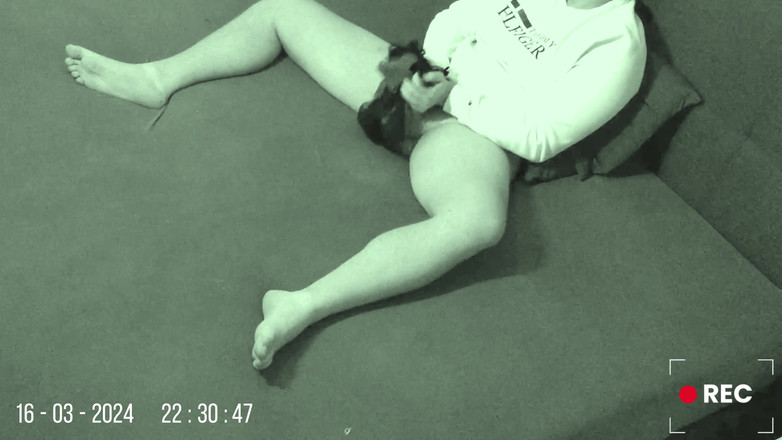 Lucas Nathan King: Сводная сестра нюхает трусики