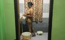 Desi Homemade Videos: Horny Mature Indian Aunty Filmed While in Shower