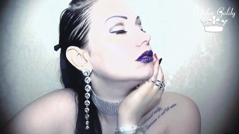 Goddess Misha Goldy: Purple glittery kissing &amp; lip smelling