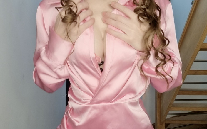 Brook Logan: Streicheln für Satin