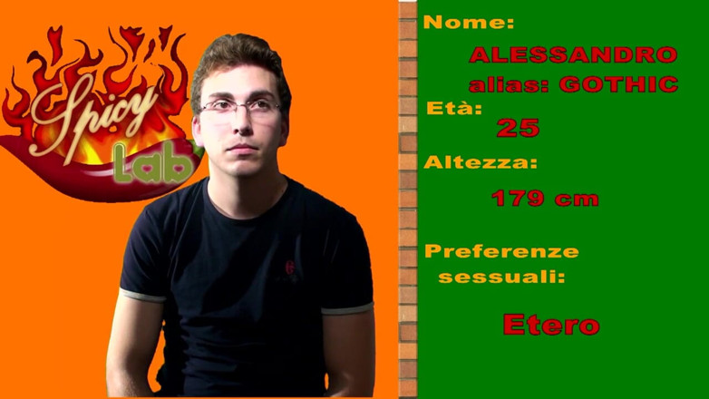 Spicy Lab Production: Prima volta sul palco: mi fò la milf, mi piace!
