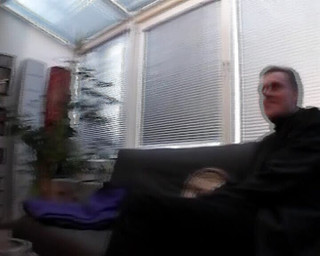 Deutsche Camgirls: Een knappe blonde dame uit Duitsland wil een warme beloning