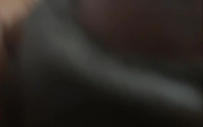 Lubina45: On znajduje szczęście we własnej skórze podczas samotności ..