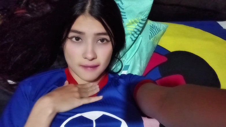 Yuli and tony: Zgadzam się podzielić pokój z moją przyrodnią siostrą i pieprzymy...