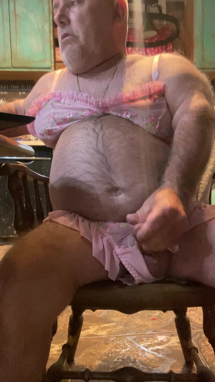 Mark Fletcher: 穿胸罩内裤让我变得很饥渴..