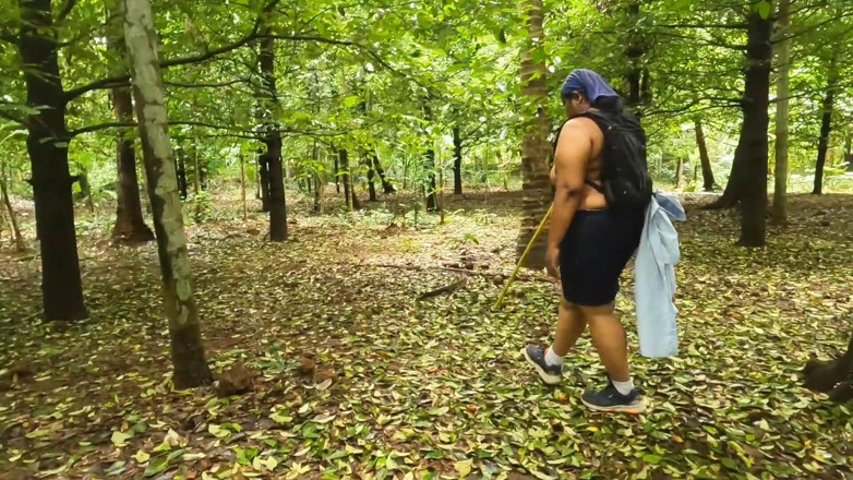 Anne Ipe: Casual Nude Walking, Chubby Girl Walking Completely Naked in the...