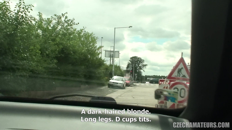 CzechAmateurs: チェコのアマチュア、自然な胸に12回の射精