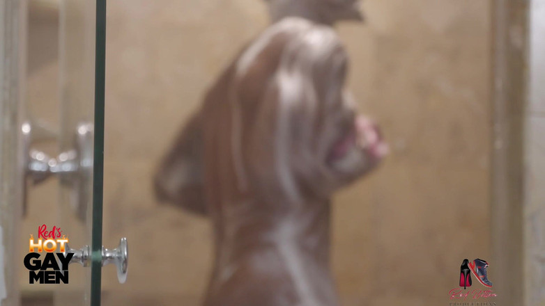 Reds Hot Gay Men: Соло-соблазняние в душе
