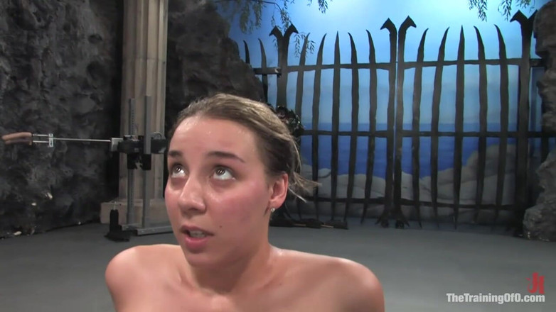 The Training of O by Kink: Trénink Delilah Strong, den druhý