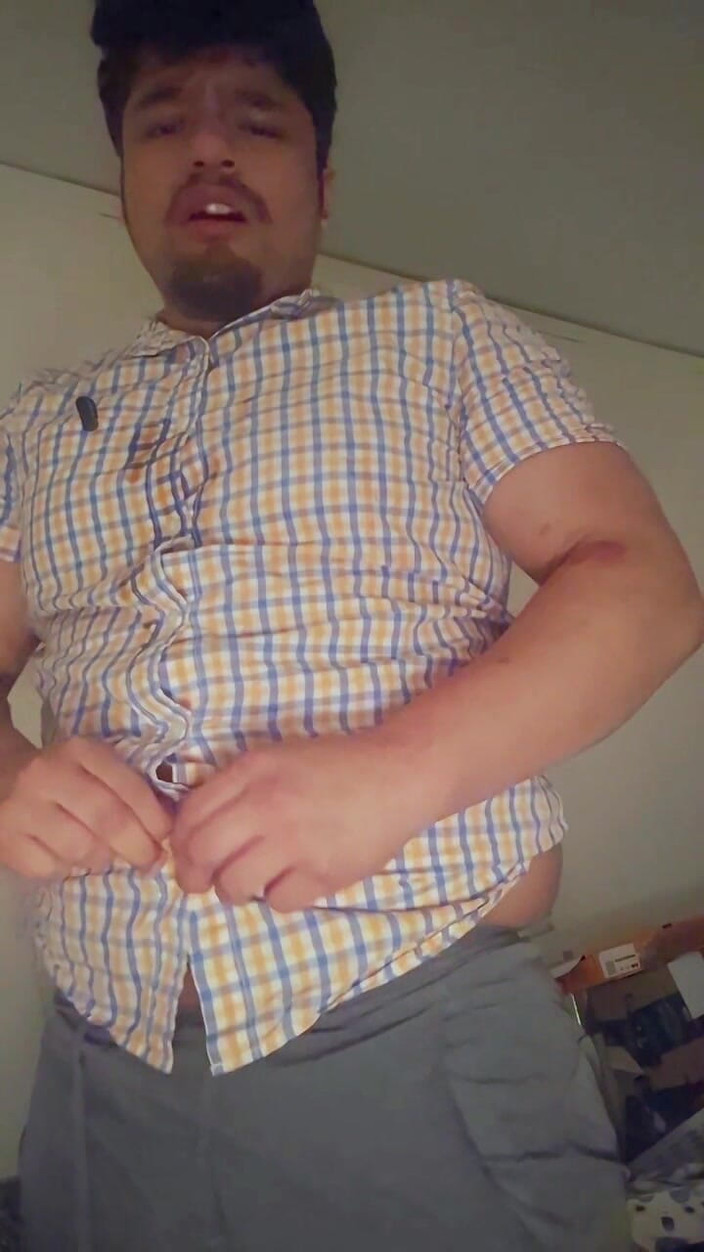 NakyJoss: Snažím se slyšet velké nedbalé a gurgles mého břicha