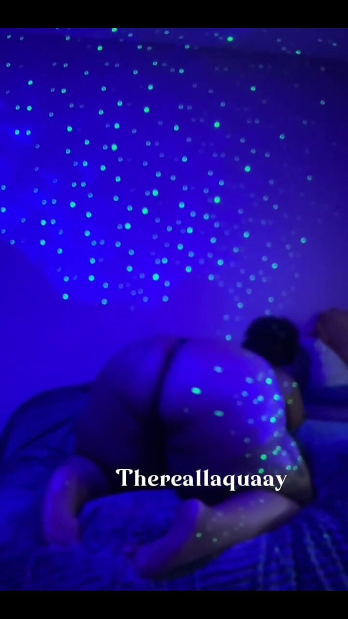 Biggdebbie solo: Biggdebbiecakez Twerking for You