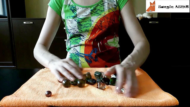Saegin: 2[ASMR] Skleněné kuličky a oblázky (bez mluvení)