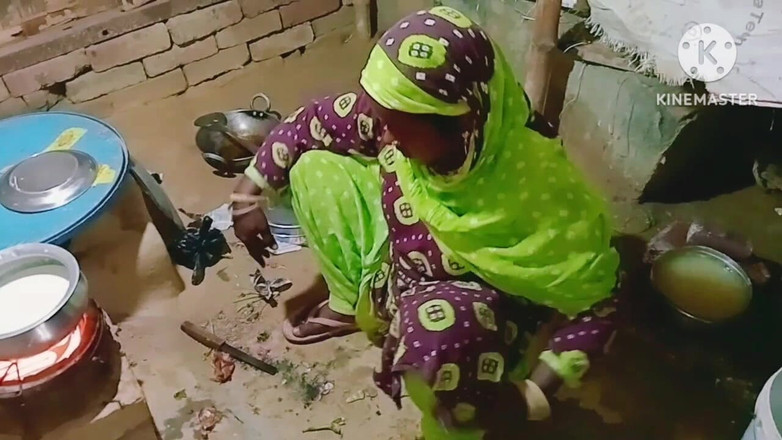 Ghazipur Uttar: Desi sexy holky Pronita sex s jiným mužem