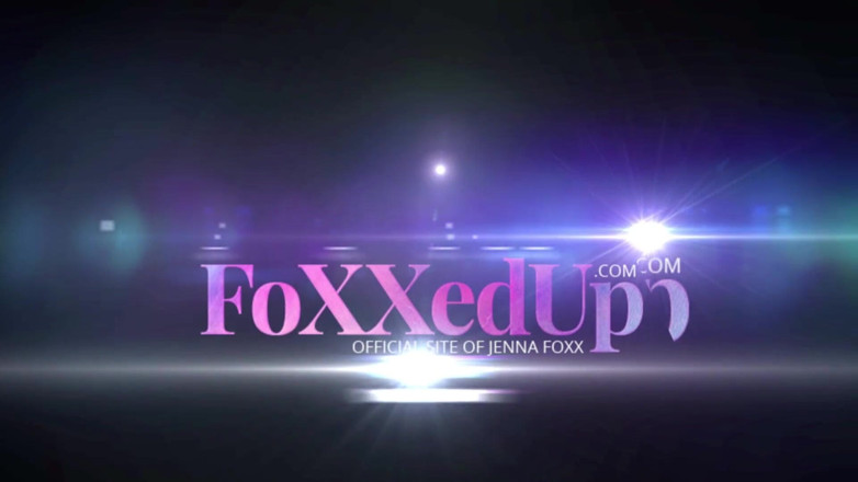 Jenna Foxx: Pennie Reed Licks Jenna Foxx's pussy to orgasm