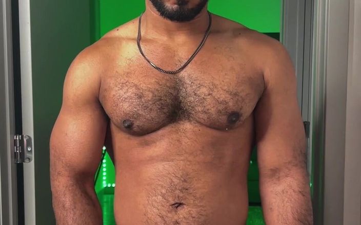 Rodrigo Amor (Gay): थोड़ी धीमी गति